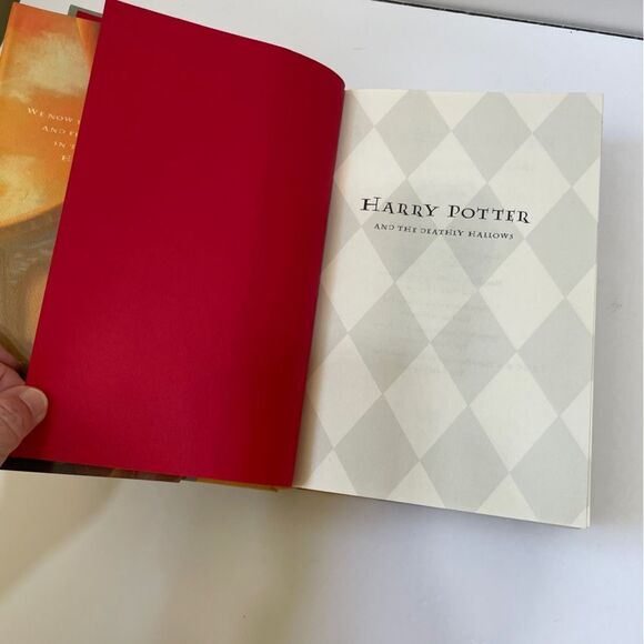 FIRST EDITION HARRY POTTER AND THE GOBLET OF FIRE. HARDCOVER - Picture 3 of 11